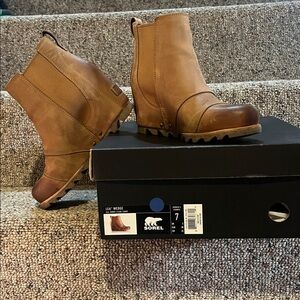 Sorel Tan Leather Ankle Boots